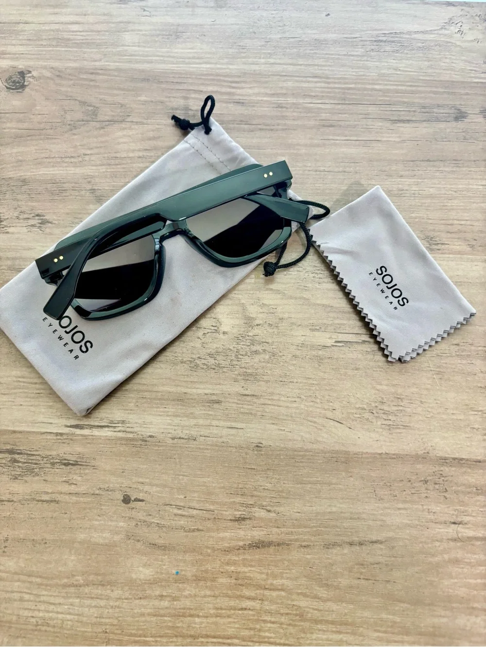 Women’s Sojos Polarized Black Frame Sunglasses with Brown Lenses